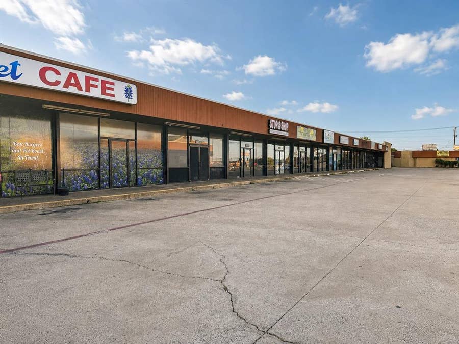 Property photo for 2225 Haltom Rd, Haltom City, TX