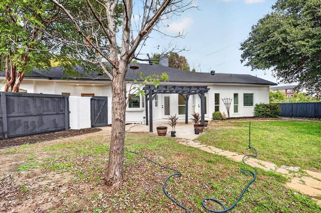 18902 Whitewater Lane, Dallas, TX 75287 18902 Whitewater Lane, Dallas, TX 75287