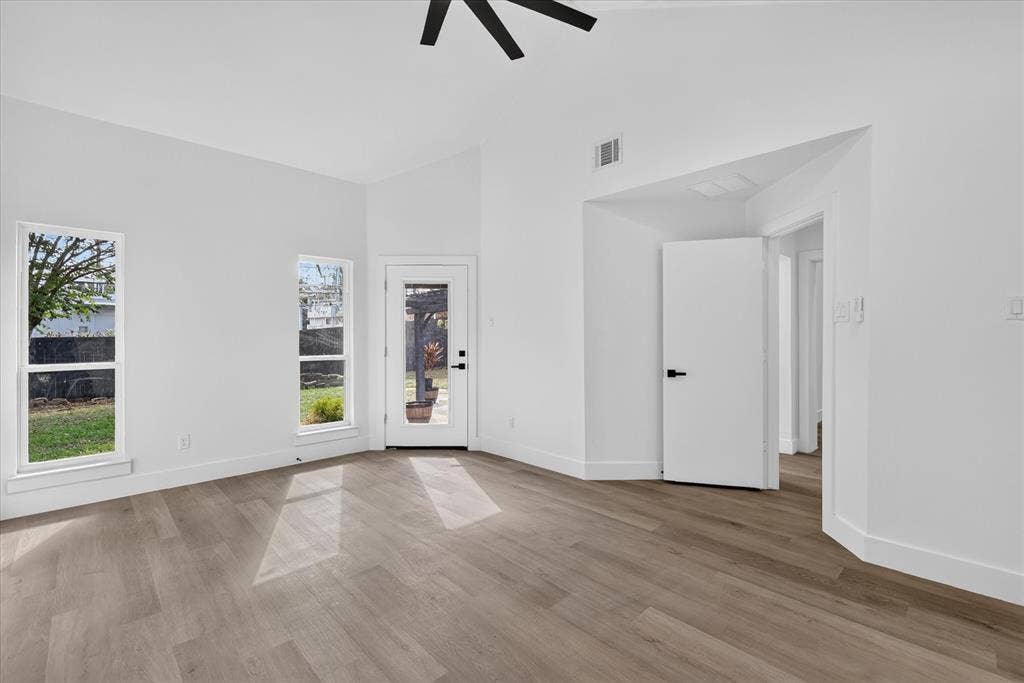 18902 Whitewater Lane, Dallas, TX 75287 18902 Whitewater Lane, Dallas, TX 75287