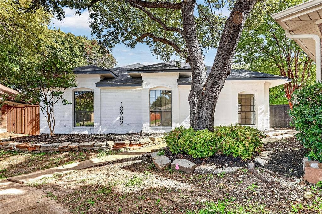 18902 Whitewater Lane, Dallas, TX 75287 18902 Whitewater Lane, Dallas, TX 75287