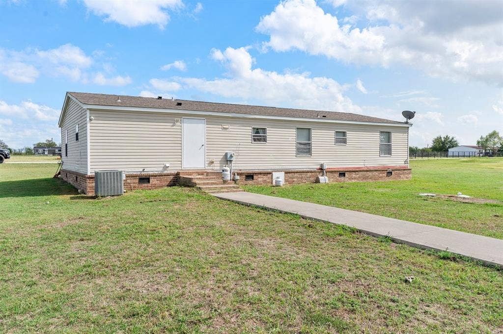 6210 Armadillo Drive, Kemp, TX 75143 6210 Armadillo Drive, Kemp, TX 75143