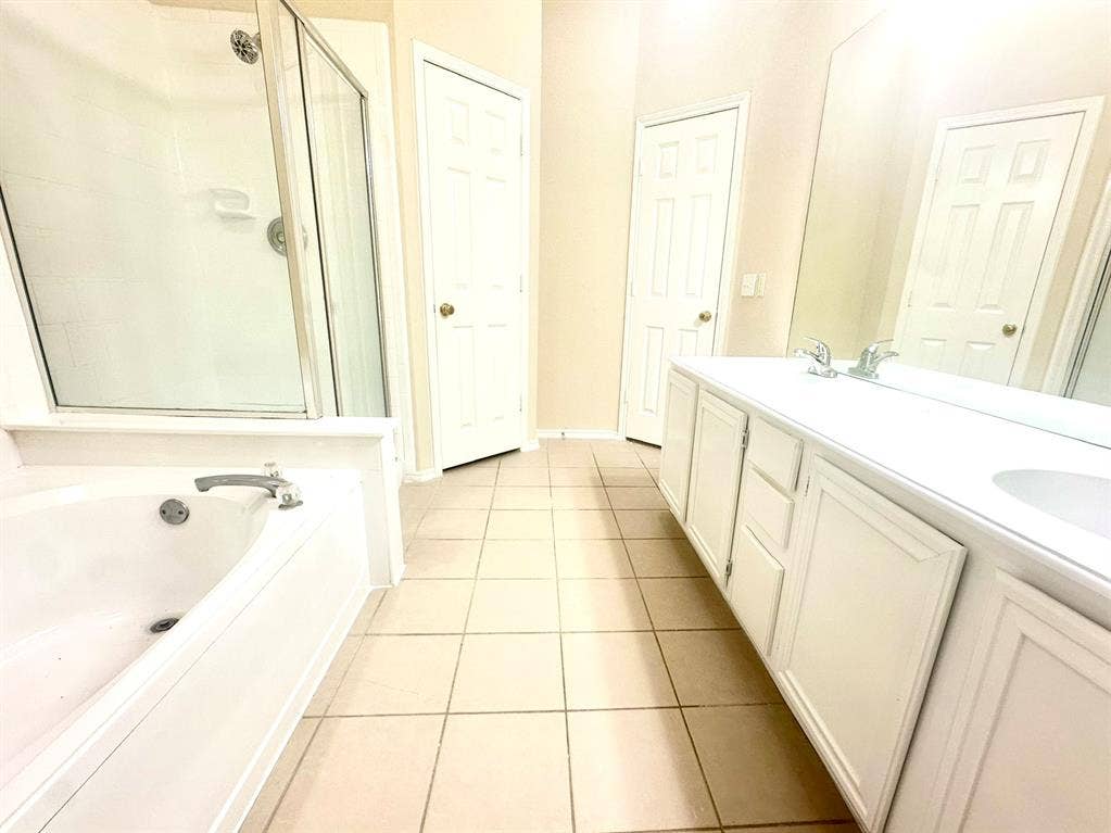 8733 Somerville Way, Plano, TX 75025