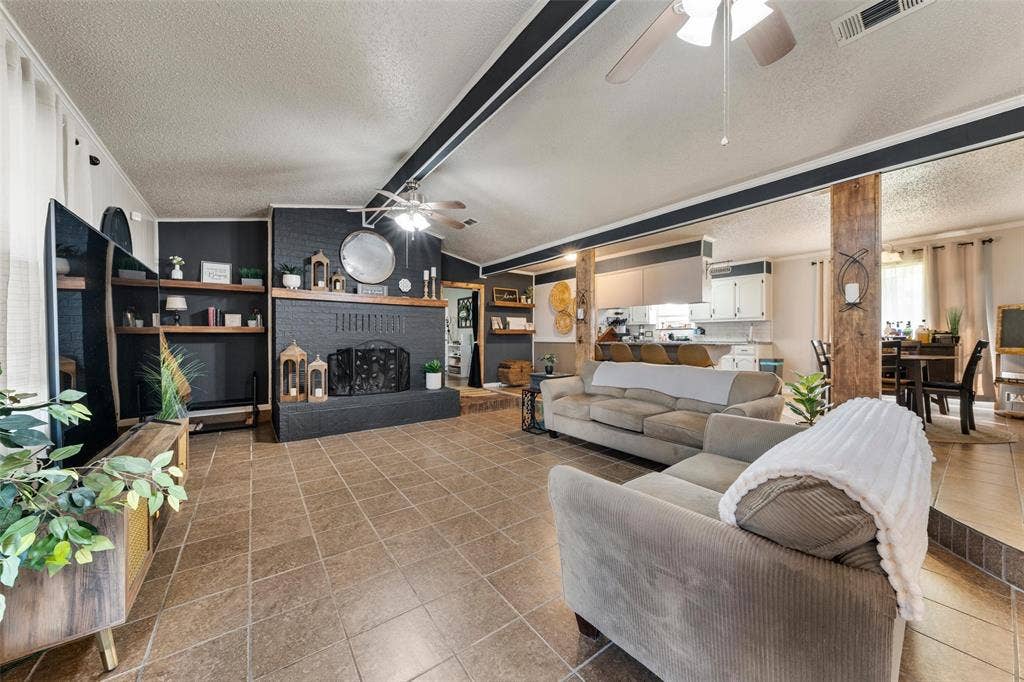 104 Melissa Street, Bruceville Eddy, TX 76524 104 Melissa Street, Bruceville Eddy, TX 76524
