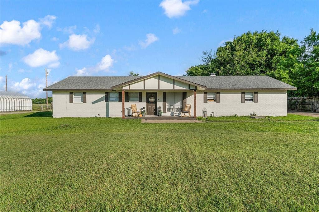104 Melissa Street, Bruceville Eddy, TX 76524 104 Melissa Street, Bruceville Eddy, TX 76524