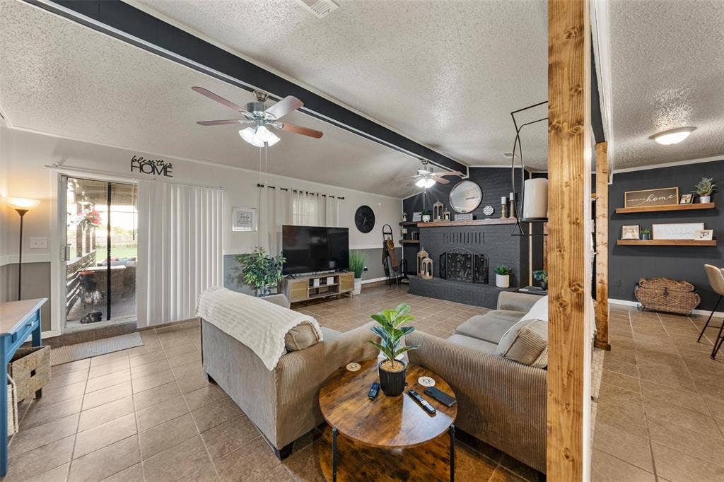 104 Melissa Street, Bruceville Eddy, TX 76524 104 Melissa Street, Bruceville Eddy, TX 76524