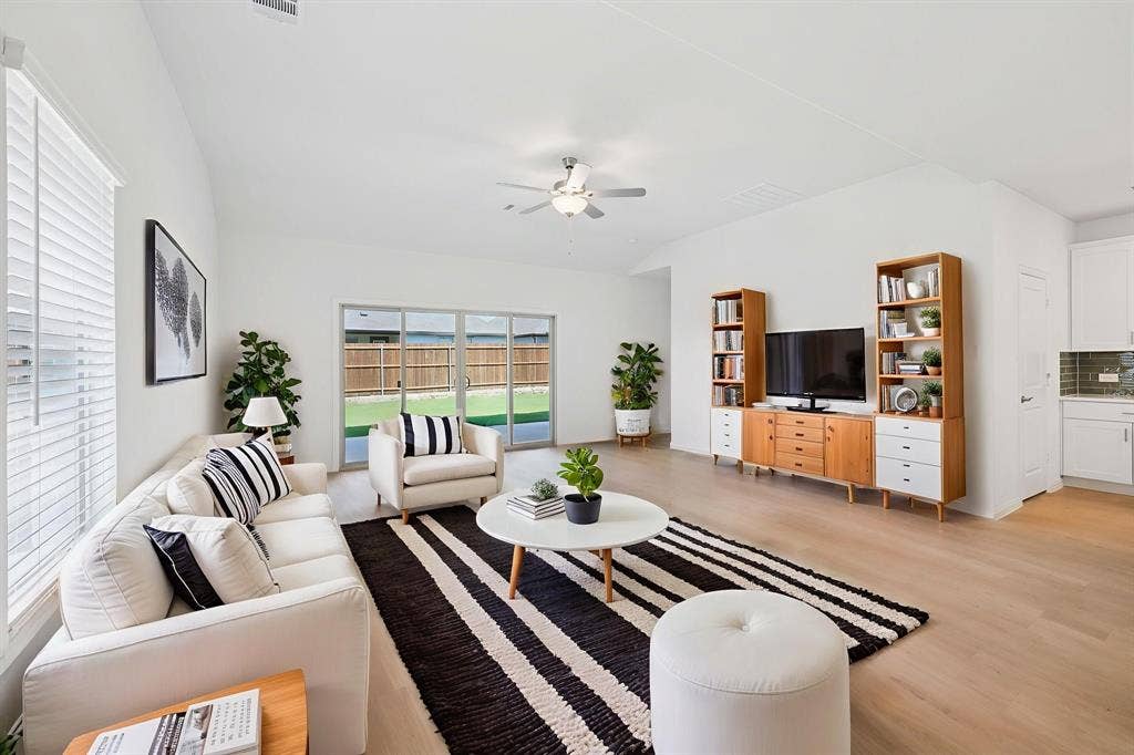 6004 Timberhurst Drive, Princeton, TX 75071 Photo is not of the actual home, but is an inspirational photo of builder’s model home and may depict options, furnishings, and/or decorator features that are not included.