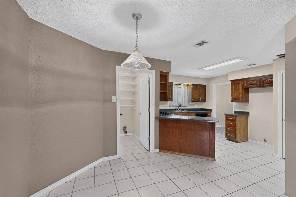 2009 Glencrest Lane, Garland, TX 75040 2009 Glencrest Lane, Garland, TX 75040