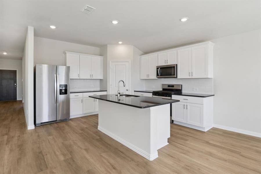 Property photo for 2114 Cottongrass Drive, Sherman, TX
