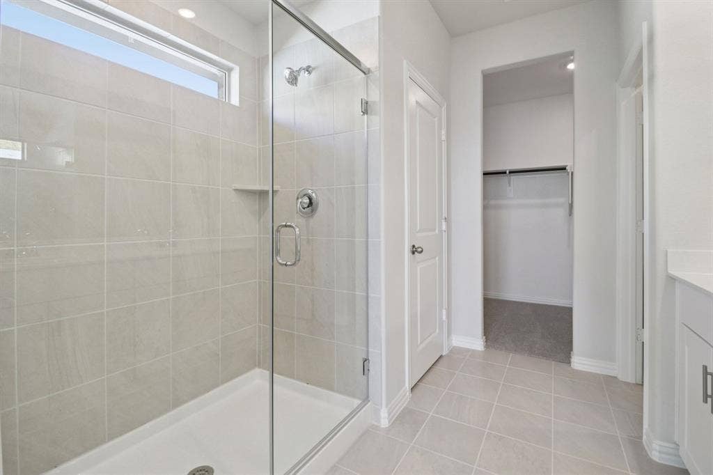 Photo is not of the actual home, but is an inspirational photo of builder’s model home and may depict options, furnishings, and/or decorator features that are not included.