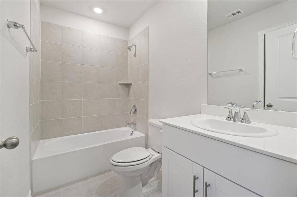 Photo is not of the actual home, but is an inspirational photo of builder’s model home and may depict options, furnishings, and/or decorator features that are not included.
