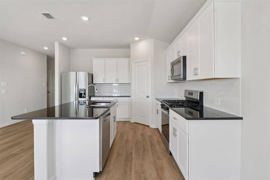 Photo is not of the actual home, but is an inspirational photo of builder’s model home and may depict options, furnishings, and/or decorator features that are not included.