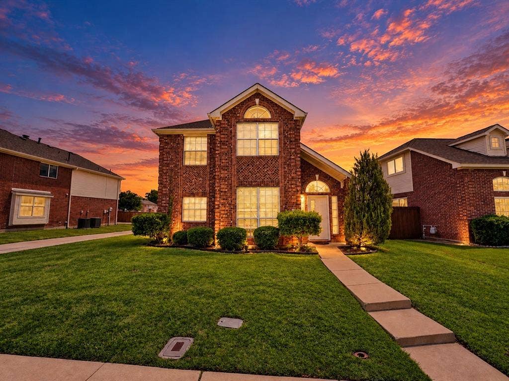 1402 Stone Canyon Way, Lewisville, TX 75067 1402 Stone Canyon Way, Lewisville, TX 75067