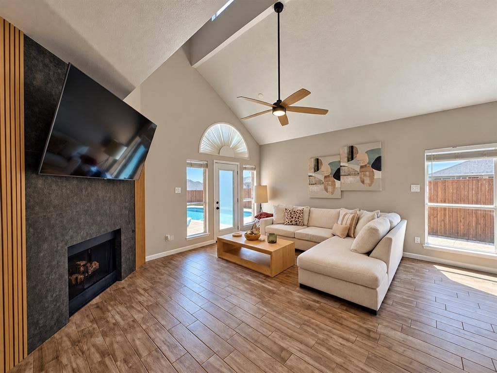 1402 Stone Canyon Way, Lewisville, TX 75067 1402 Stone Canyon Way, Lewisville, TX 75067