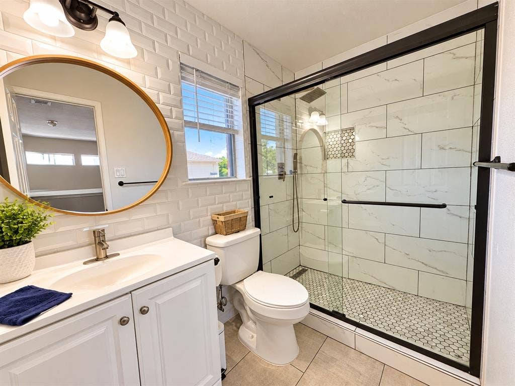 1402 Stone Canyon Way, Lewisville, TX 75067 1402 Stone Canyon Way, Lewisville, TX 75067
