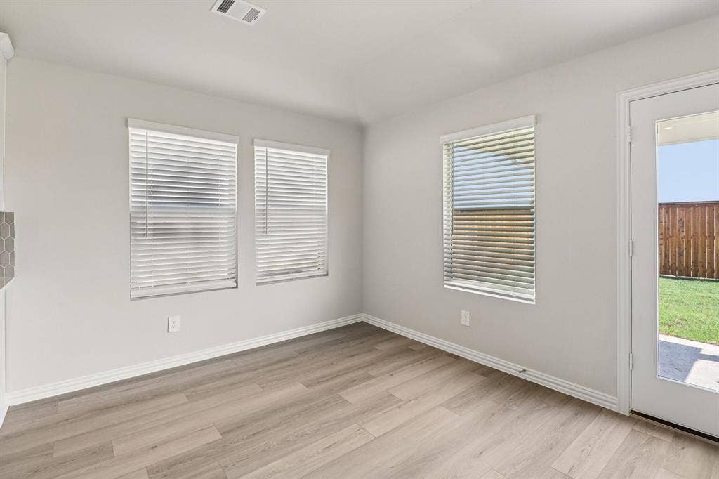 Photo is not of the actual home, but is an inspirational photo of builder’s model home and may depict options, furnishings, and/or decorator features that are not included.