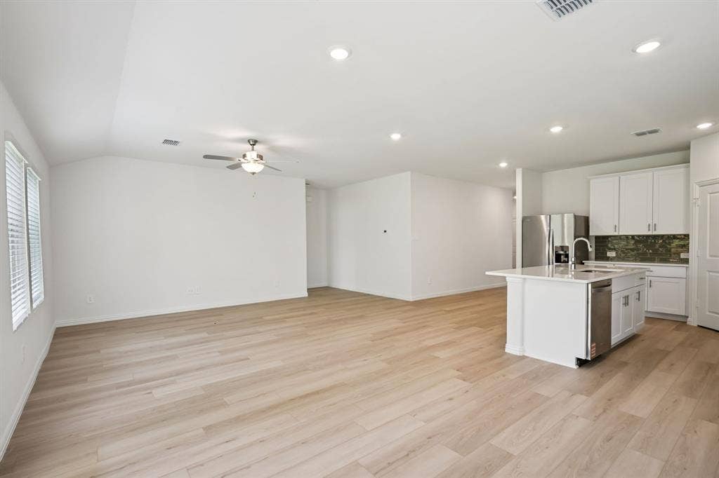 Photo is not of the actual home, but is an inspirational photo of builder’s model home and may depict options, furnishings, and/or decorator features that are not included.