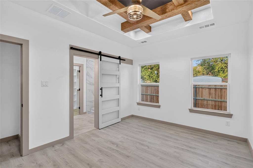 712 E 10th Street, Kemp, TX 75143 712 E 10th Street, Kemp, TX 75143