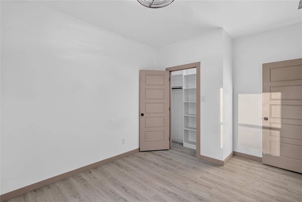 712 E 10th Street, Kemp, TX 75143 712 E 10th Street, Kemp, TX 75143