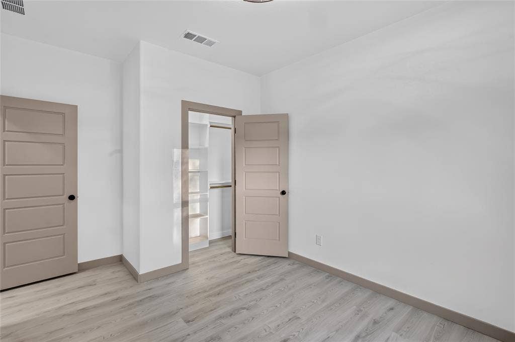 712 E 10th Street, Kemp, TX 75143 712 E 10th Street, Kemp, TX 75143