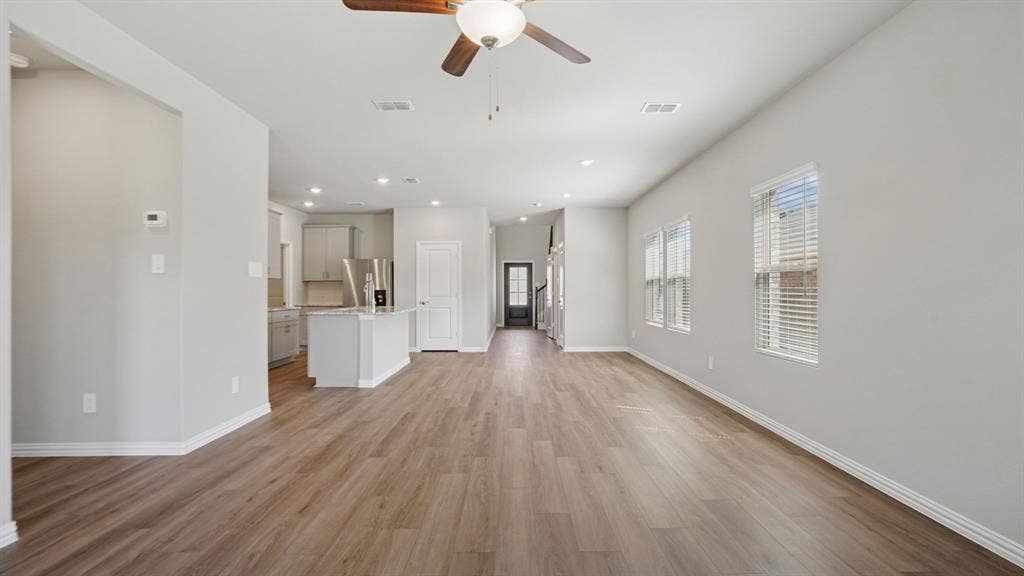 108 Decoursey Drive, Princeton, TX 75071 Photo is not of the actual home, but is an inspirational photo of builder’s model home and may depict options, furnishings, and/or decorator features that are not included.