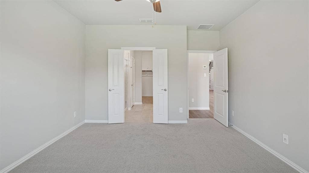 108 Decoursey Drive, Princeton, TX 75071 Photo is not of the actual home, but is an inspirational photo of builder’s model home and may depict options, furnishings, and/or decorator features that are not included.