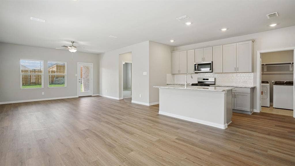 108 Decoursey Drive, Princeton, TX 75071 Photo is not of the actual home, but is an inspirational photo of builder’s model home and may depict options, furnishings, and/or decorator features that are not included.