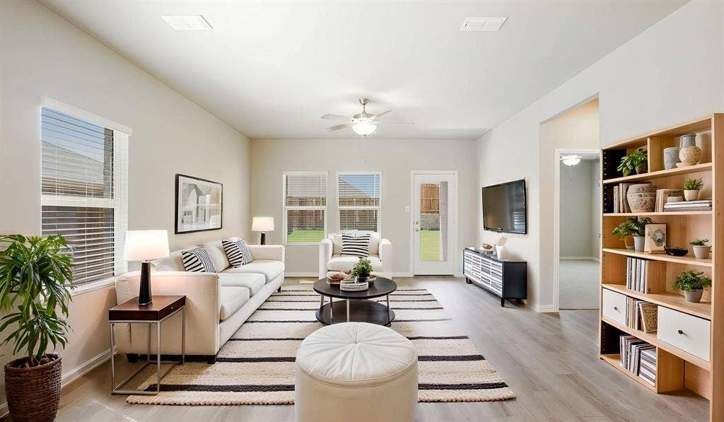 108 Decoursey Drive, Princeton, TX 75071 Photo is not of the actual home, but is an inspirational photo of builder’s model home and may depict options, furnishings, and/or decorator features that are not included.