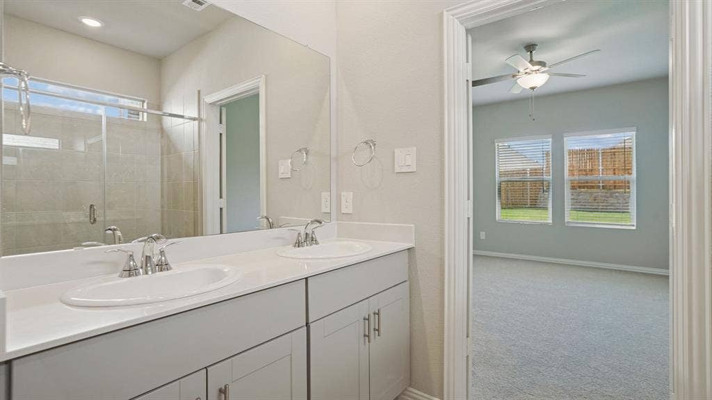 108 Decoursey Drive, Princeton, TX 75071 Photo is not of the actual home, but is an inspirational photo of builder’s model home and may depict options, furnishings, and/or decorator features that are not included.