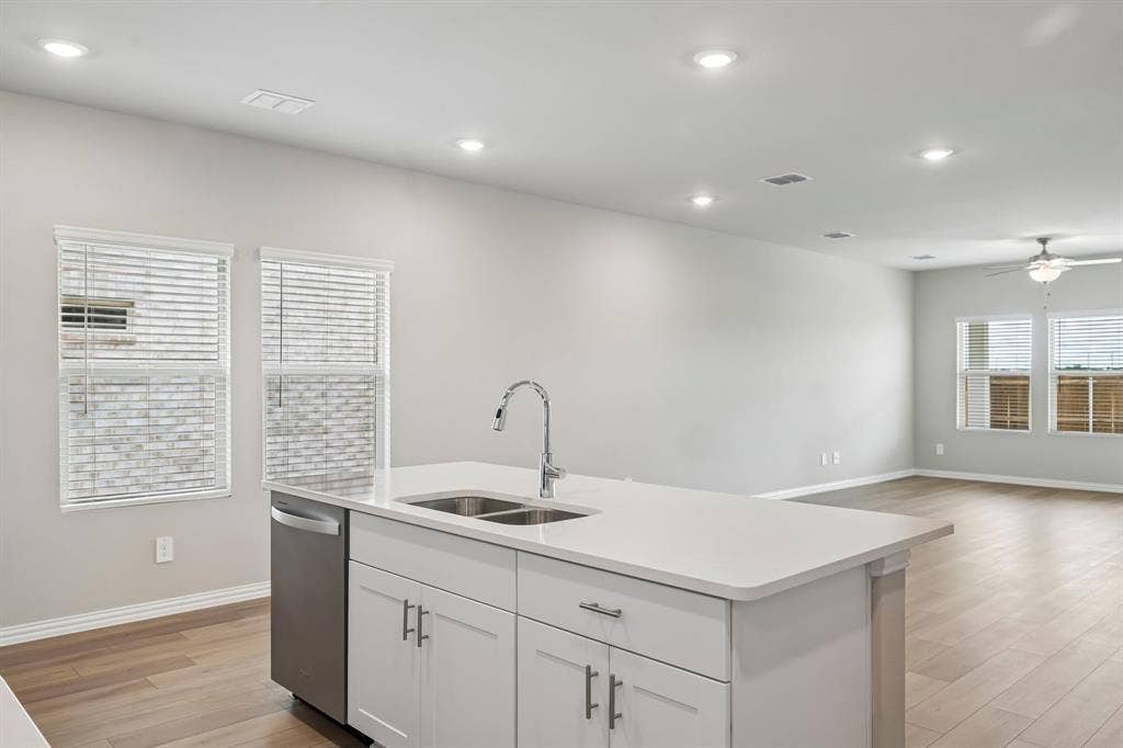 106 Decoursey Drive, Princeton, TX 75071 Photo is not of the actual home, but is an inspirational photo of builder’s model home and may depict options, furnishings, and/or decorator features that are not included.