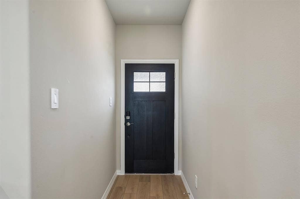 106 Decoursey Drive, Princeton, TX 75071 Photo is not of the actual home, but is an inspirational photo of builder’s model home and may depict options, furnishings, and/or decorator features that are not included.