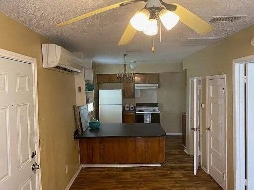 318 Overlook Drive, Midlothian, TX 76065