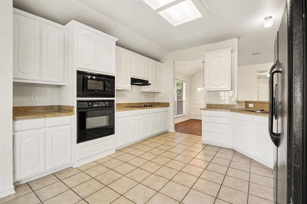 12373 Latigo Drive, Frisco, TX 75035 12373 Latigo Drive, Frisco, TX 75035