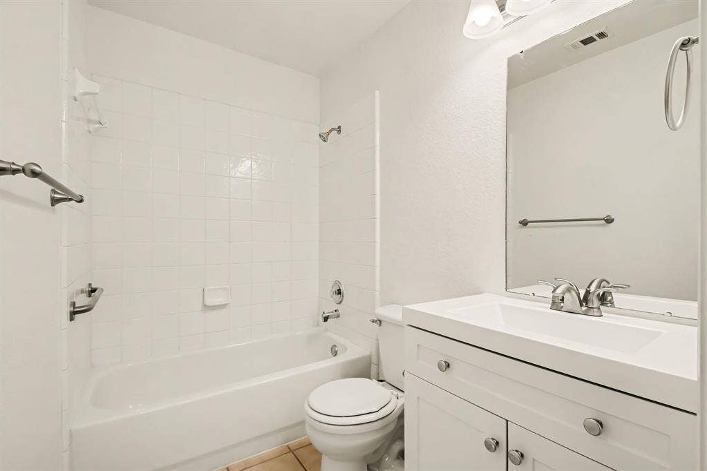 12373 Latigo Drive, Frisco, TX 75035 12373 Latigo Drive, Frisco, TX 75035