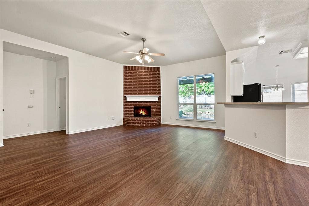 12373 Latigo Drive, Frisco, TX 75035 12373 Latigo Drive, Frisco, TX 75035