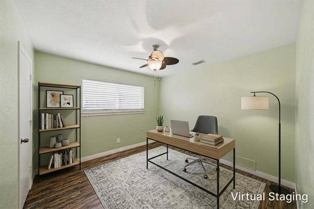 467 Harvest Glen Drive, Richardson, TX 75081 Room featuring wood-finish flooring, a horizontal window with blinds, and a ceiling-mounted fan with integrated lighting