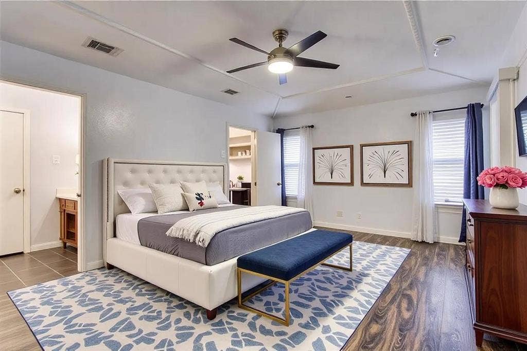 467 Harvest Glen Drive, Richardson, TX 75081 Virtually stage primary bedroom.