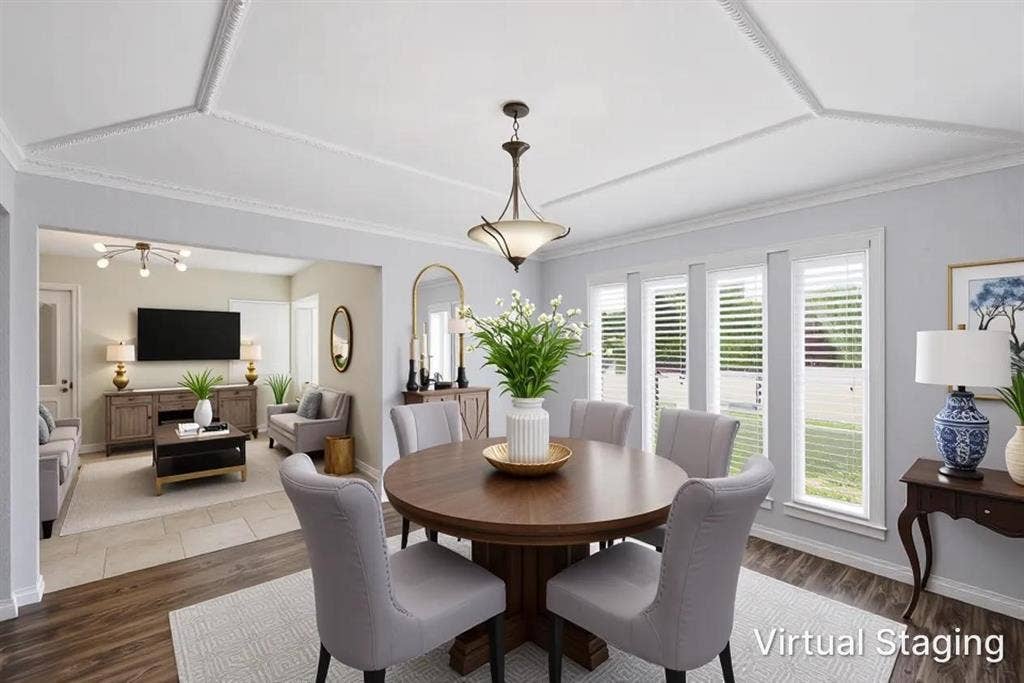 467 Harvest Glen Drive, Richardson, TX 75081 Virtually staged dining area. Eat in kitchen can also be a living space or homework area.