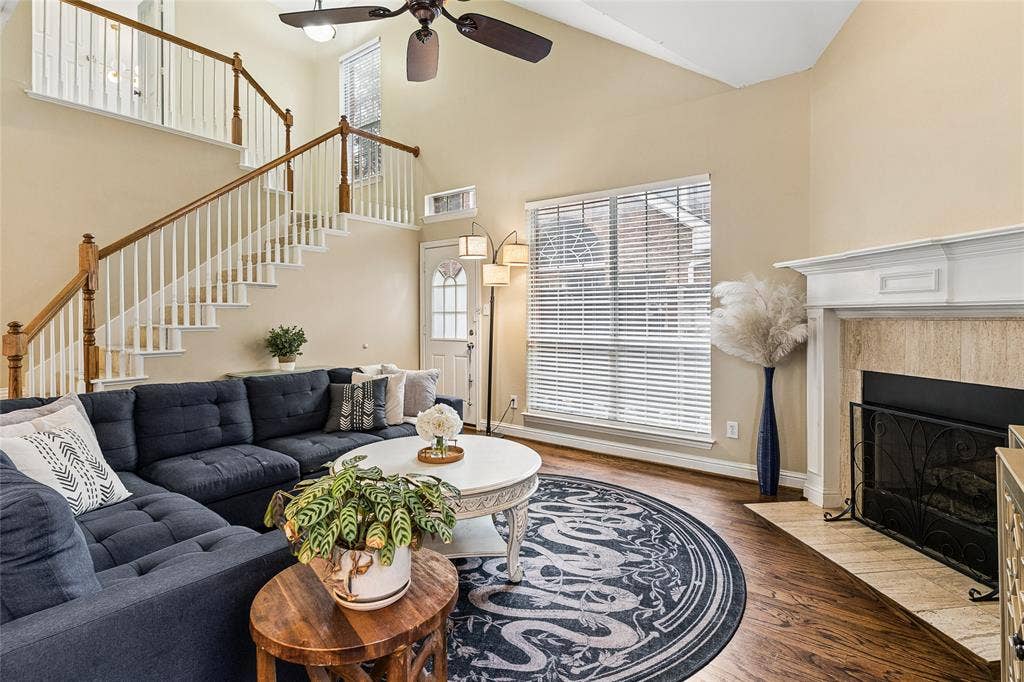8920 White Pine Lane, Dallas, TX 75238 8920 White Pine Lane, Dallas, TX 75238
