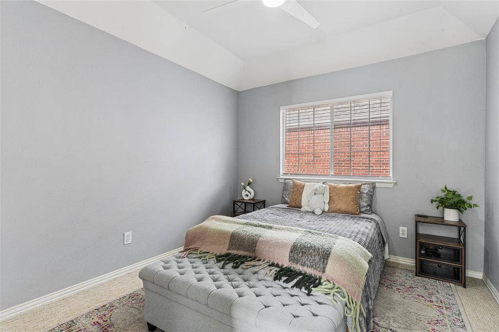 8920 White Pine Lane, Dallas, TX 75238 8920 White Pine Lane, Dallas, TX 75238