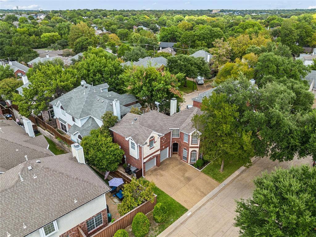 8920 White Pine Lane, Dallas, TX 75238 8920 White Pine Lane, Dallas, TX 75238