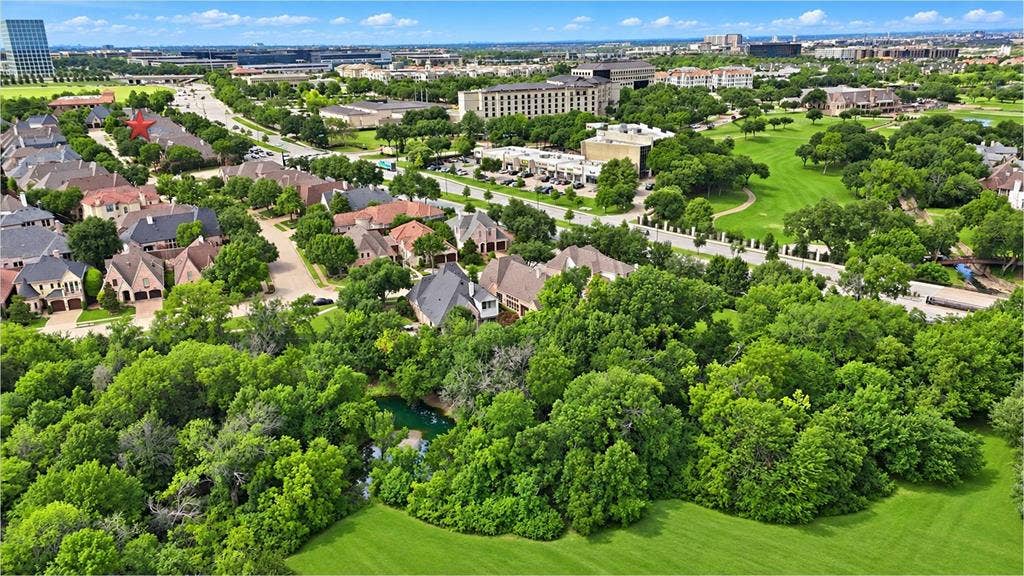 1561 Morris Lane, Frisco, TX 75034 Close To The City But Tucked Away In A Private Enclave.