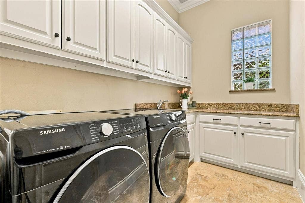 1561 Morris Lane, Frisco, TX 75034 Laundry Room On The First Level And Adjacent To The Kitchen.