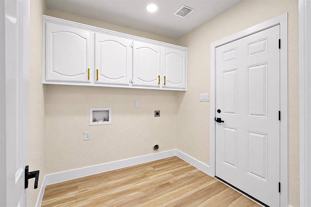 1812 Seminole Trail, Mesquite, TX 75149 1812 Seminole Trail, Mesquite, TX 75149