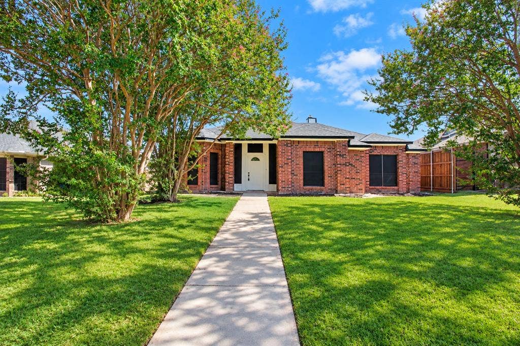 1812 Seminole Trail, Mesquite, TX 75149 1812 Seminole Trail, Mesquite, TX 75149