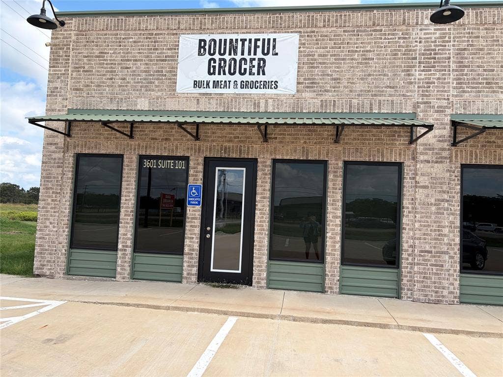 3601 HIGHWAY 34, #101, Greenville, TX 75402 3601 HIGHWAY 34, #101, Greenville, TX 75402