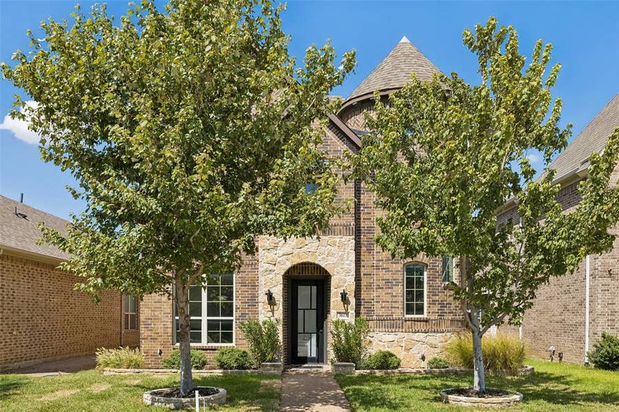 Property photo for 3611 Crosby Street, Irving, TX