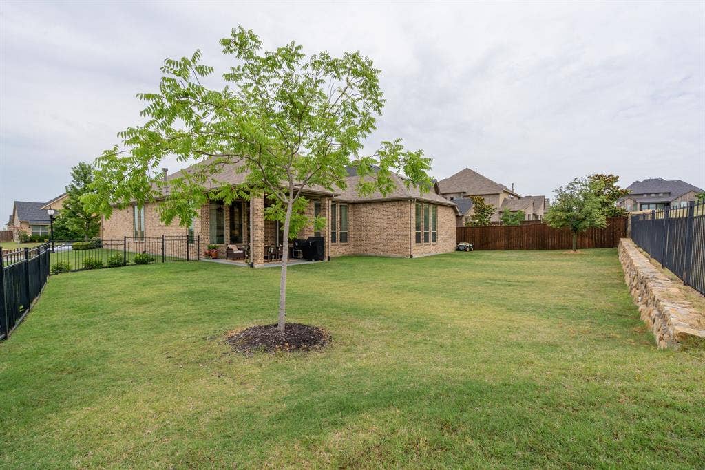 6200 Savannah Oak Trail, Flower Mound, TX 76226