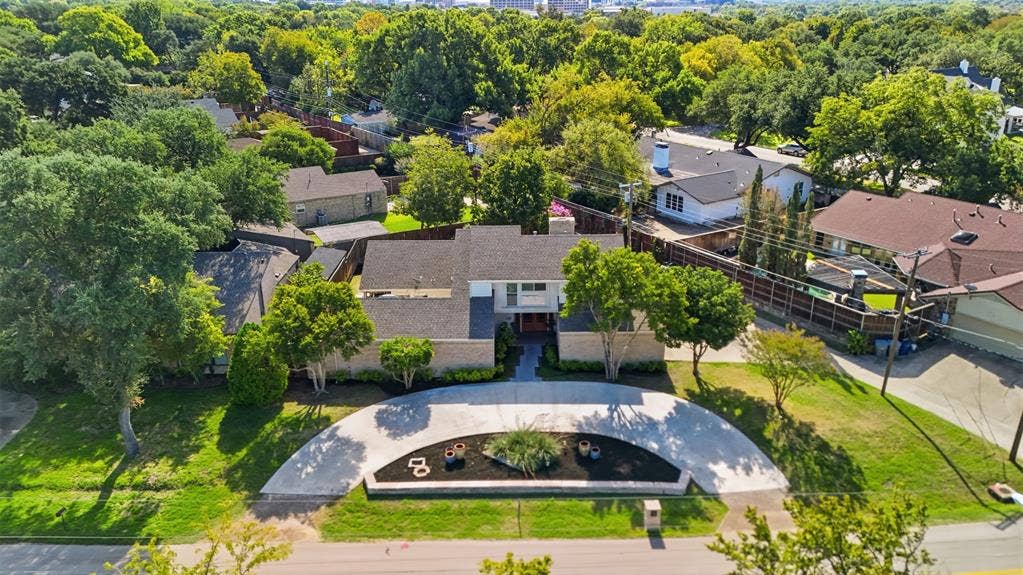13408 Peyton Drive, Dallas, TX 75240 Welcome Home to 13408 Peyton Drive!