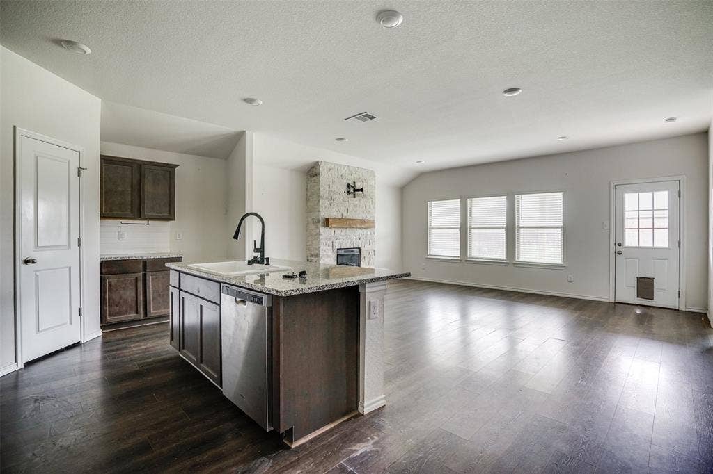 712 Cottonwood Way, Royse City, TX 75189 712 Cottonwood Way, Royse City, TX 75189