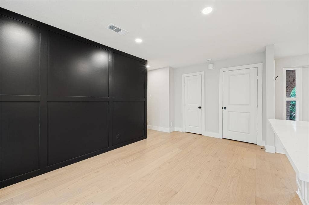 3706 Windsor Street, Irving, TX 75062 3706 Windsor Street, Irving, TX 75062